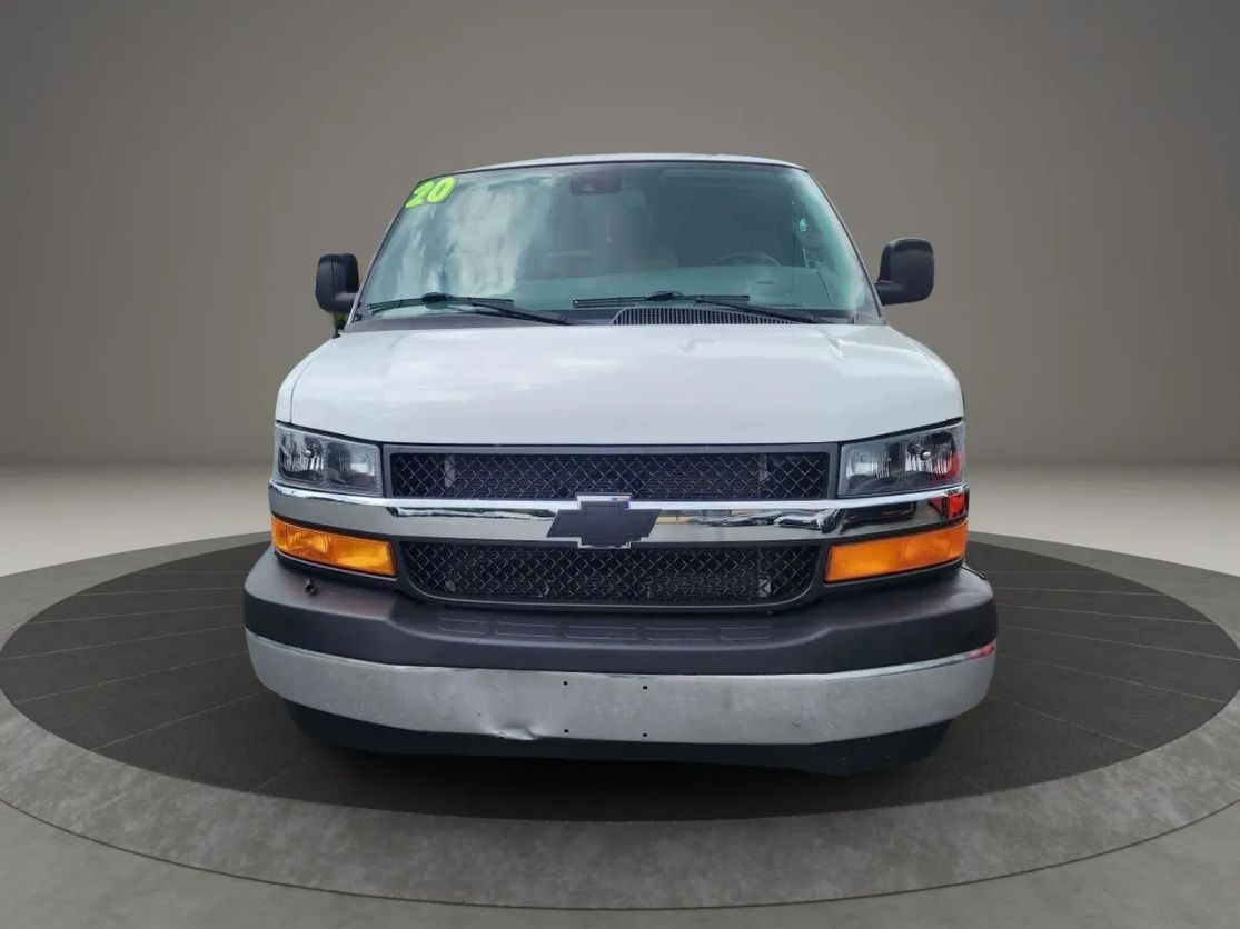 chevrolet express passenger 2020 1GAZGPFG5L1247764 image chevrolet express passenger 2020 1GAZGPFG5L1247764 image